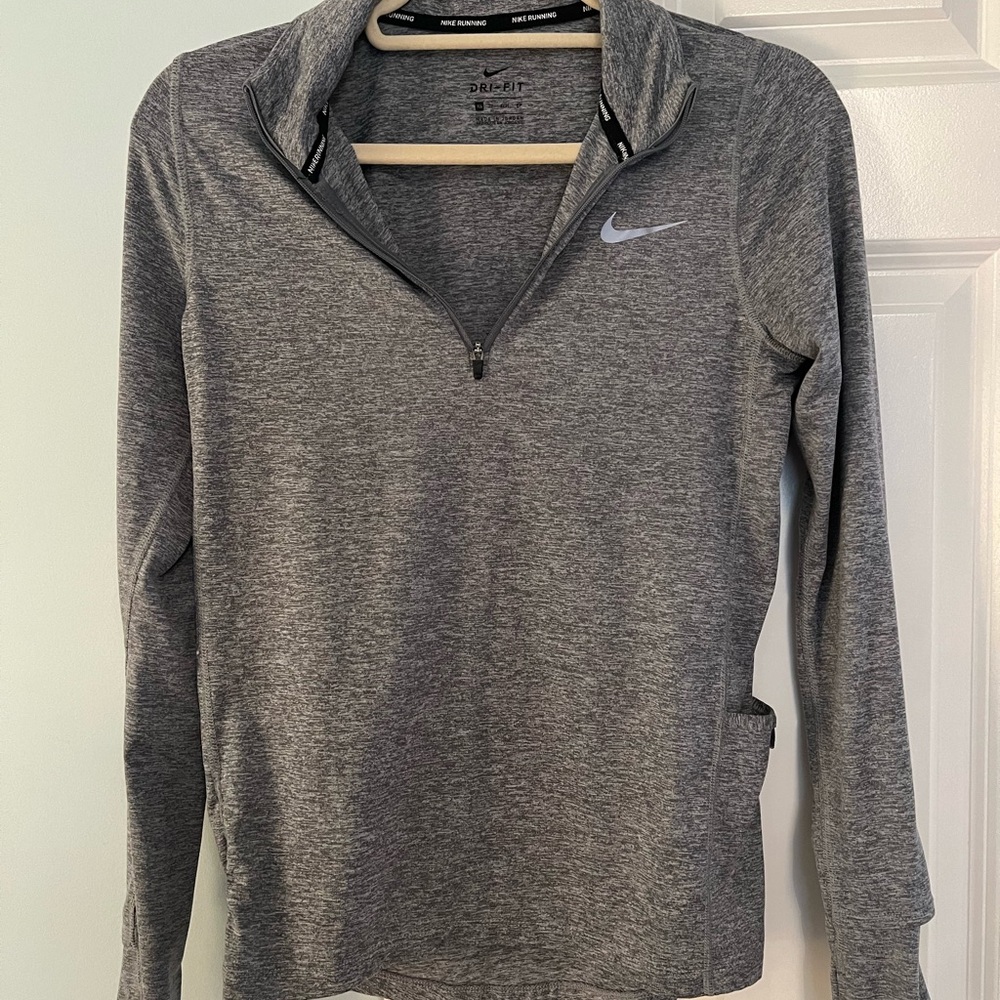 Peloton Nike Women's Gray Long Sleeve Dri-Fit Half Zip Top